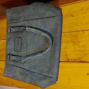 2/$30 ZM Snow Gray Tote bag Nwot